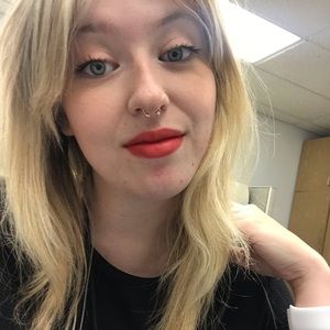 Meet your Posher, Candace